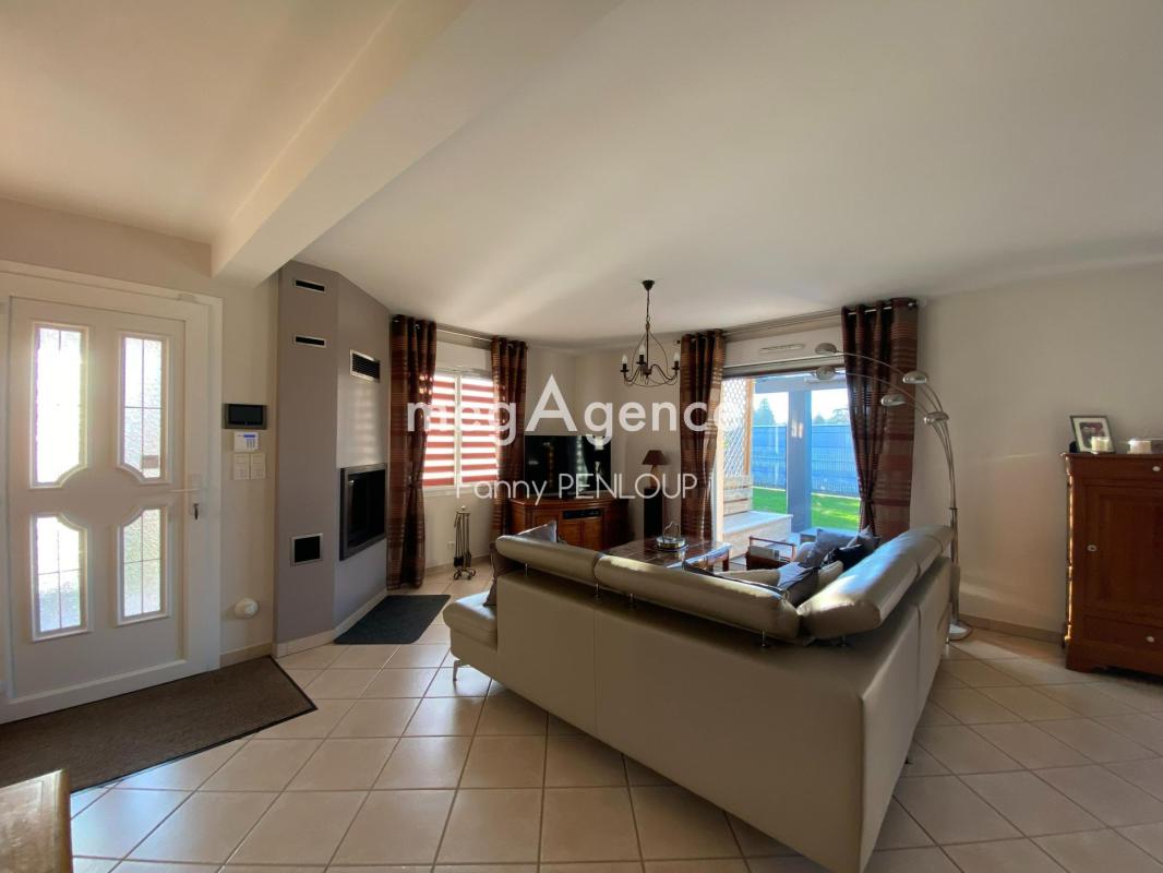 Maison en parfait état avec vie de plain-pied, double garage, jardin clos - Photo 4