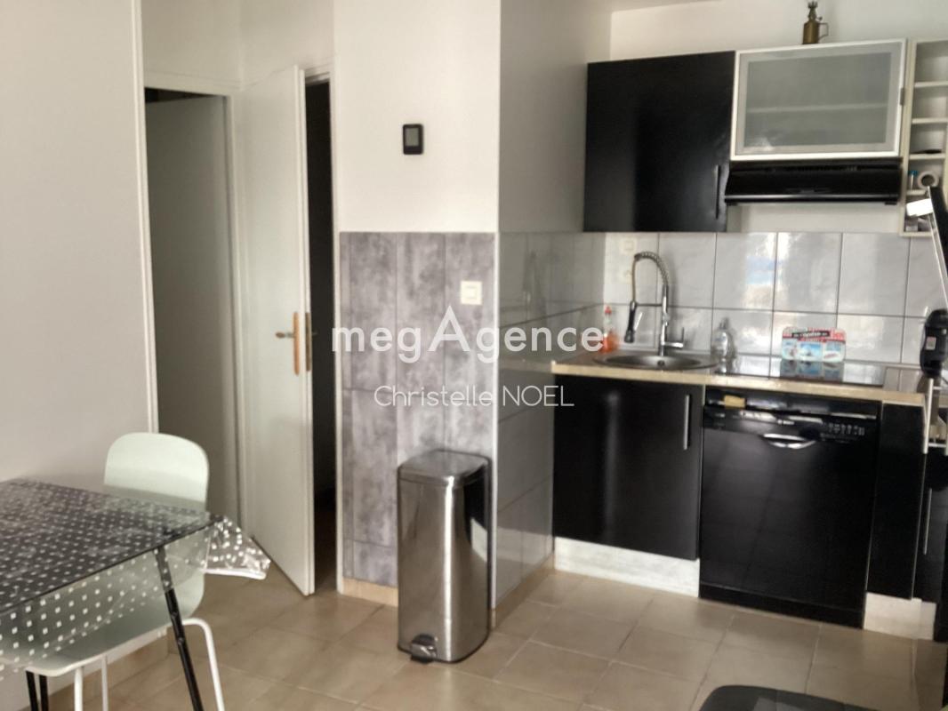 MaisonT2 ,idéal pour du locatif vendu meublé,centre de la faute sur mer - Photo 2