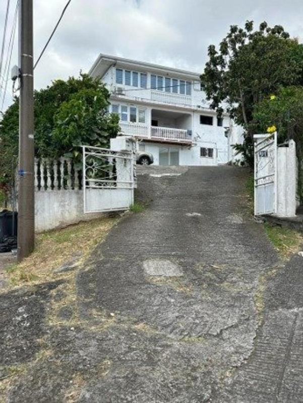 Appartement à vendre, 2 pièces, 54 m², Fort De France