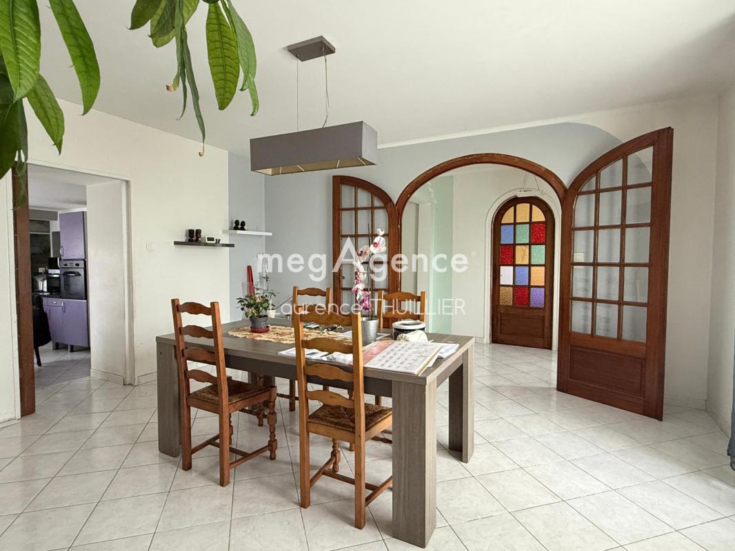 Maison 205 m² 8 pièces - Photo 2