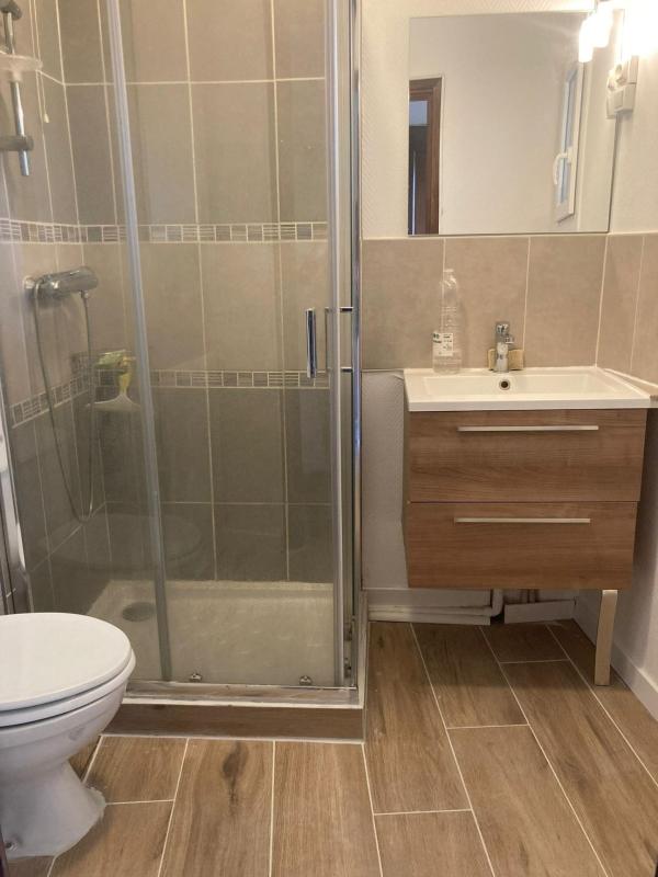 A VENDRE : T2 28m² - GRANDE TERRASSE - PISCINE - SAINTE MAXIME - 83120 - Photo 3