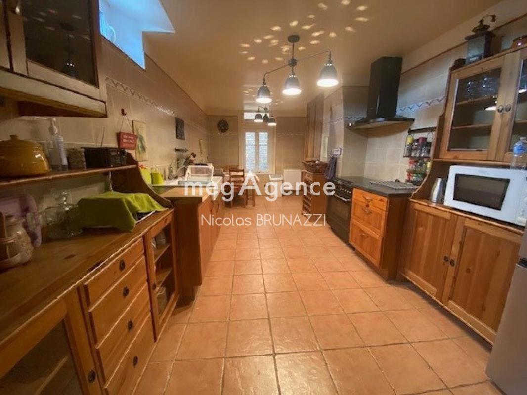 Maison rénovée avec charme de l'ancien et confort moderne - Photo 5