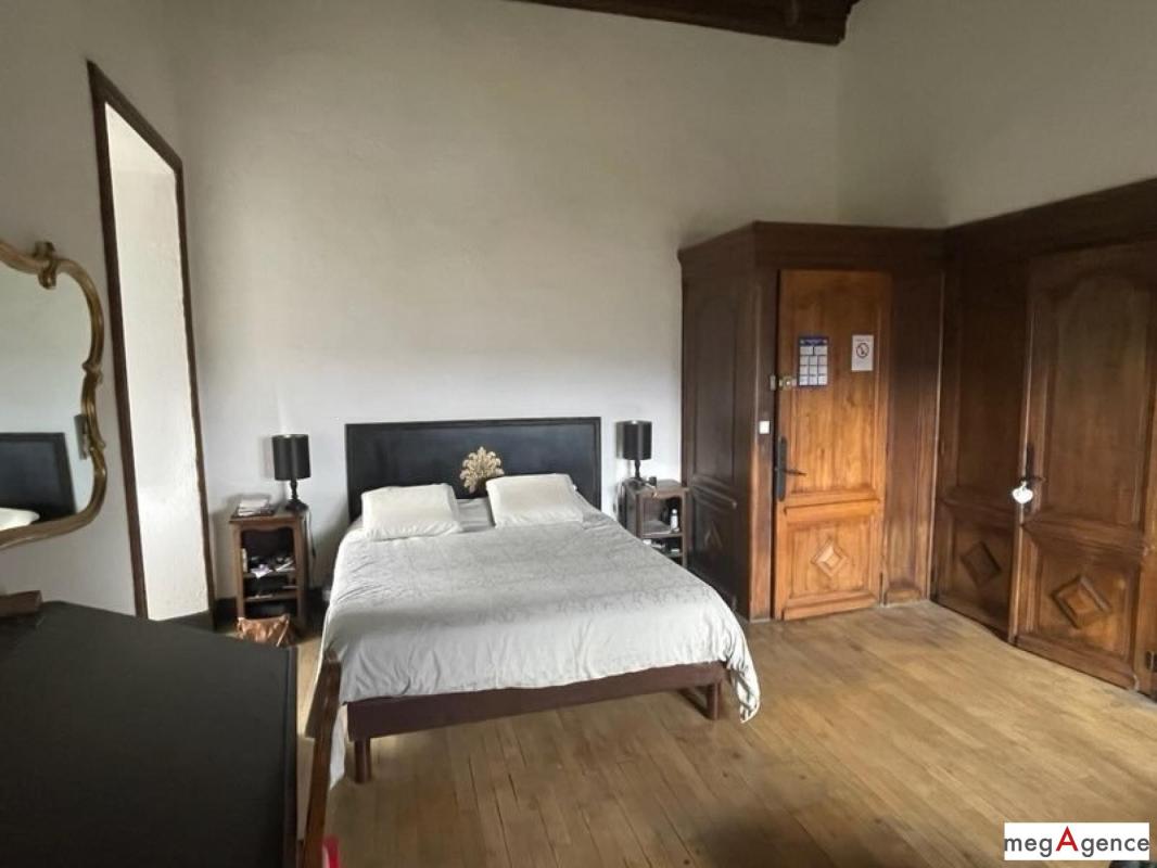 Château avec parc, piscine et salle de réception - Photo 5