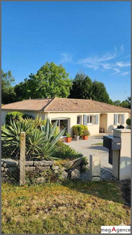 Maison à vendre, 5 pièces, 130 m², Bussac Sur Charente