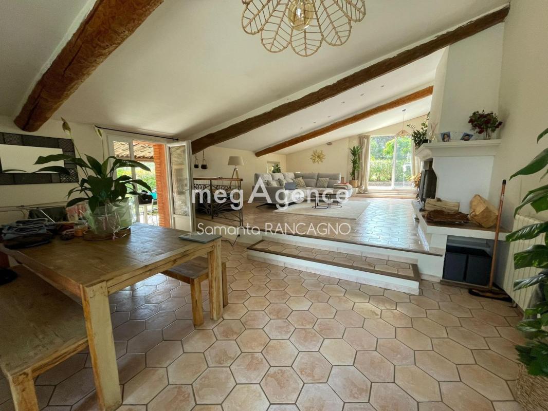 Bastide de 350 m² à Vidauban - Photo 3