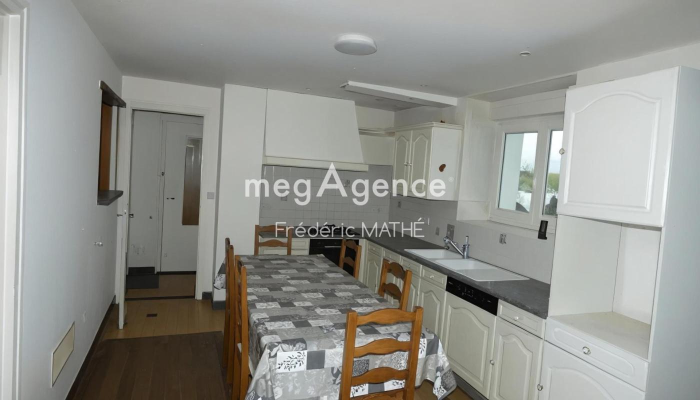 Grande maison familiale avec hangar – 210 m² habitables + dépendance de 284 m² - Photo 4
