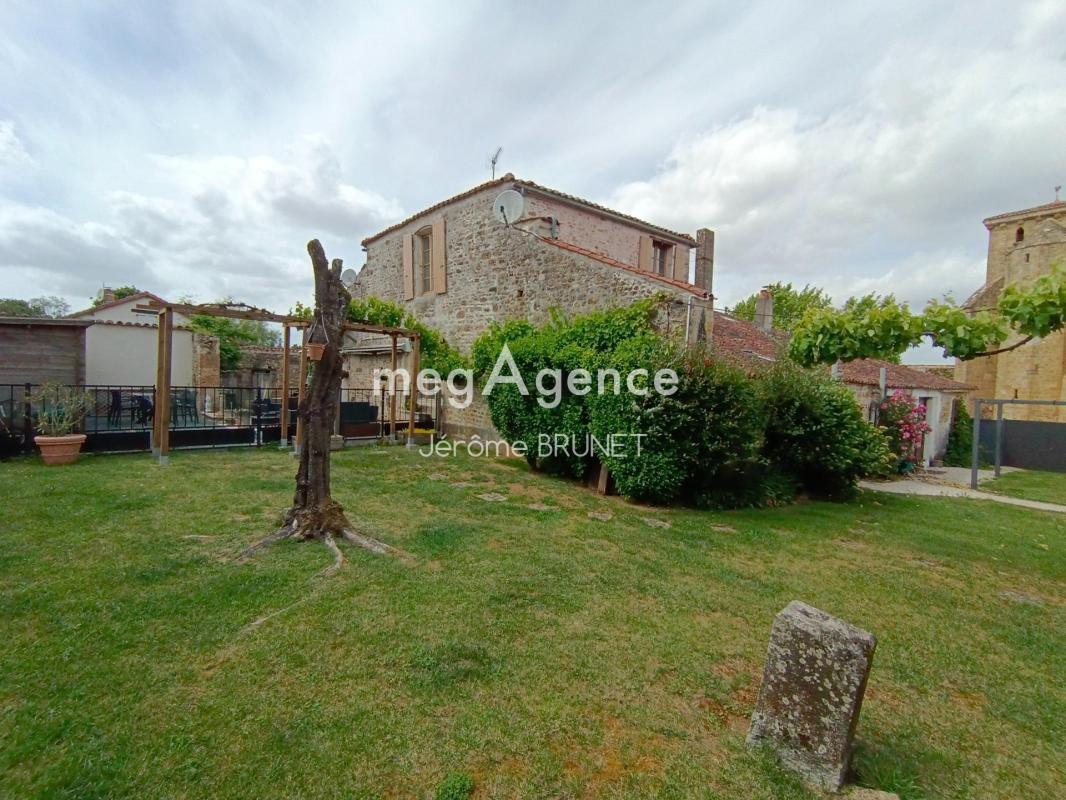 Maison et son gîte - Photo 2
