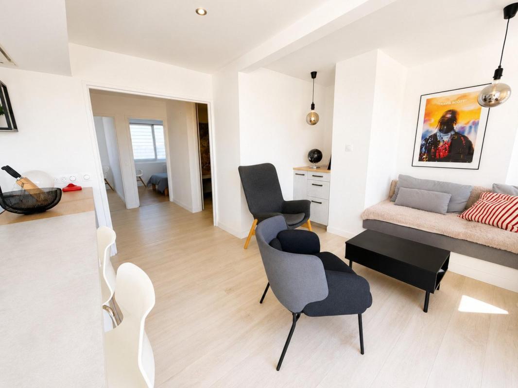 Appartement avec 2 chambres, bureau, terrasse, cave et garage - Photo 4
