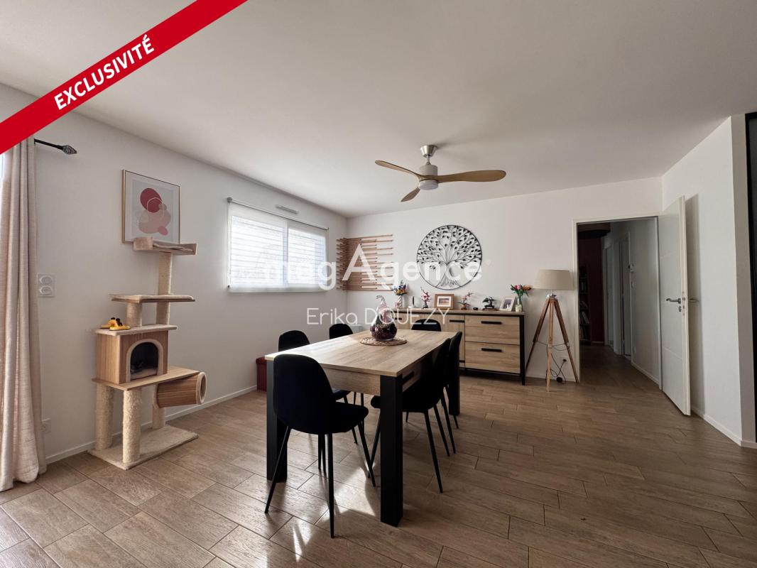 Maison contemporaine plain-pied 4 chambres double garage - Photo 3