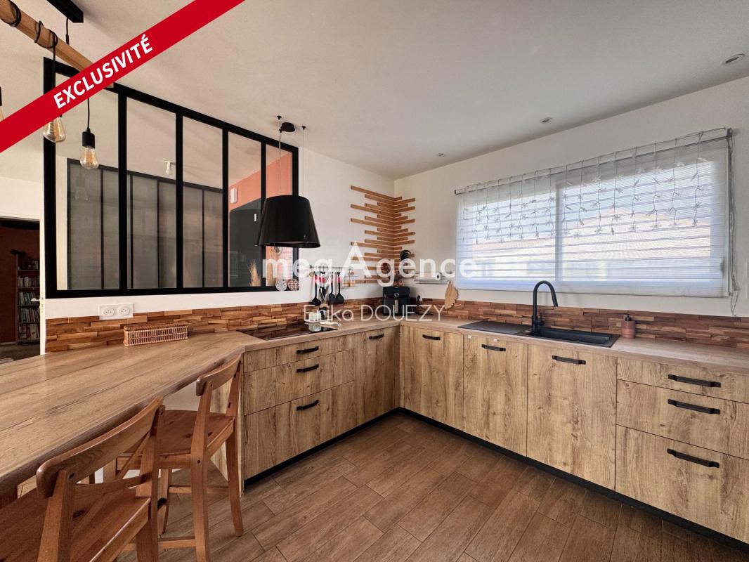 Maison contemporaine plain-pied 4 chambres double garage - Photo 4