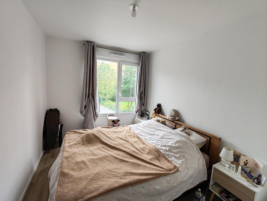 PROCHE COURROUZE, IMMEUBLE RECENT, 3 CHAMBRES, 2 TERRASSES - Photo 4