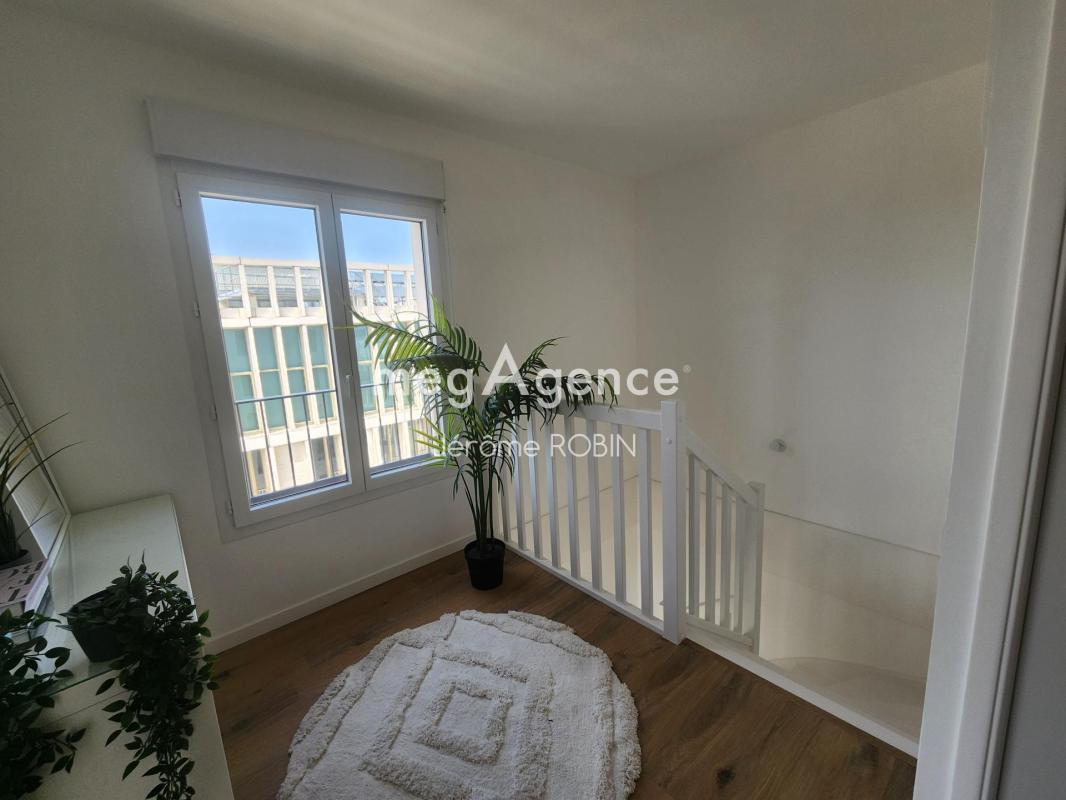 Magnifique Duplex T5 avec grande terrasse panoramique – Bordeaux 33800 - Photo 4