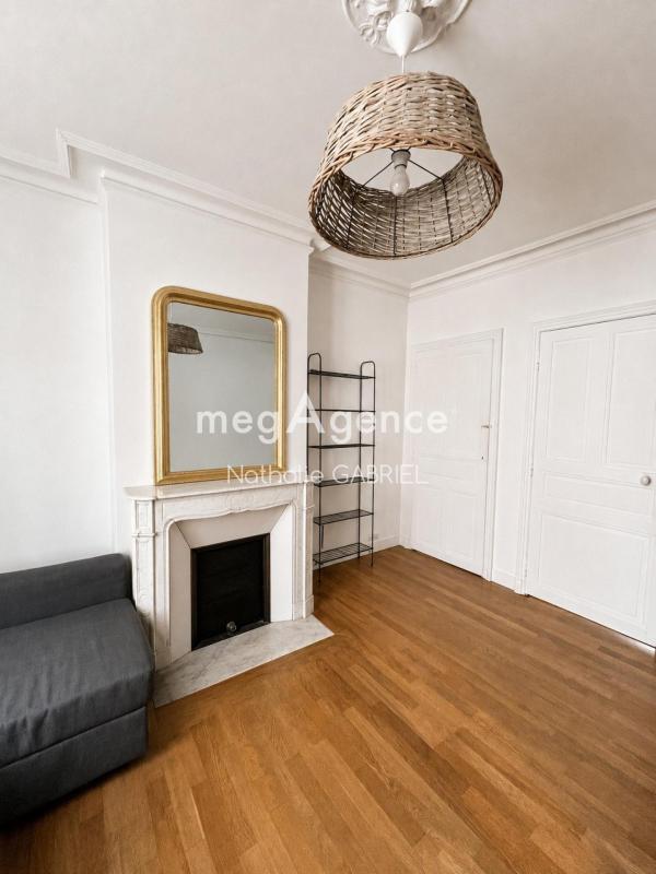 ANGERS - Belle angevine avec jardin de 4 chambres + bureau et dépendance - Photo 2
