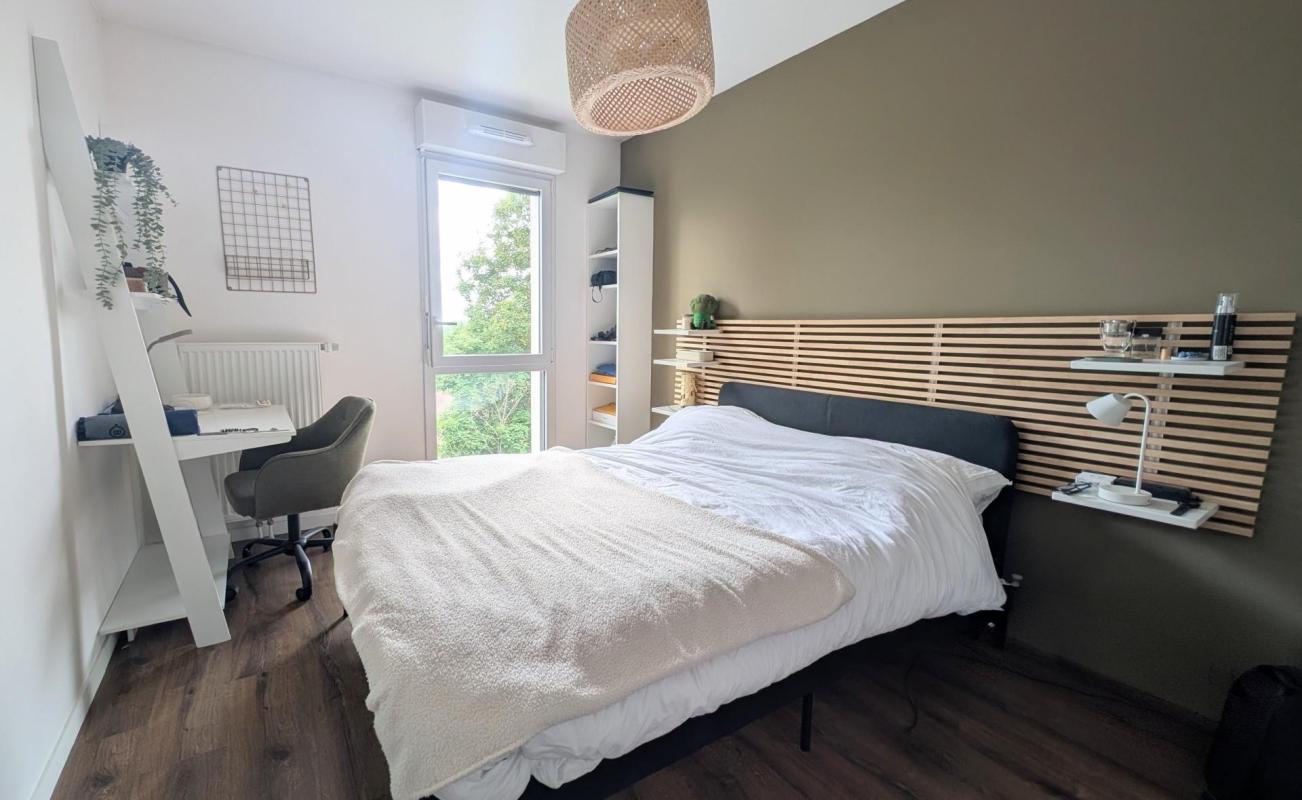 Coup de cœur assuré ! Appartement moderne avec balcon idéalement exposé et place de parking couverte - Photo 4