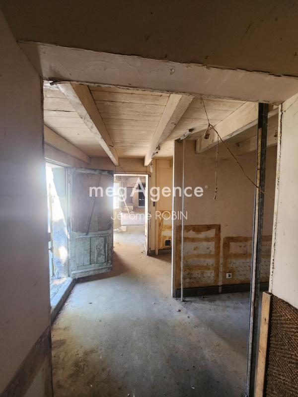 Ancien chai offrant beaucoup de potentiel - Photo 3