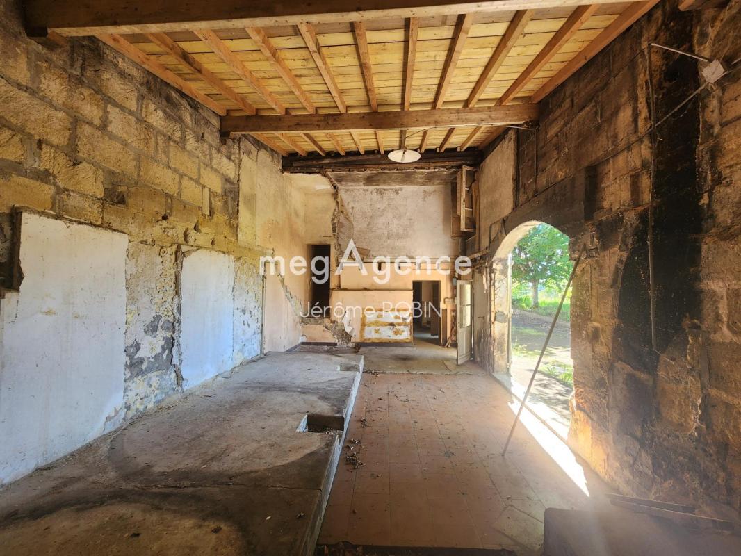 Ancien chai offrant beaucoup de potentiel - Photo 4