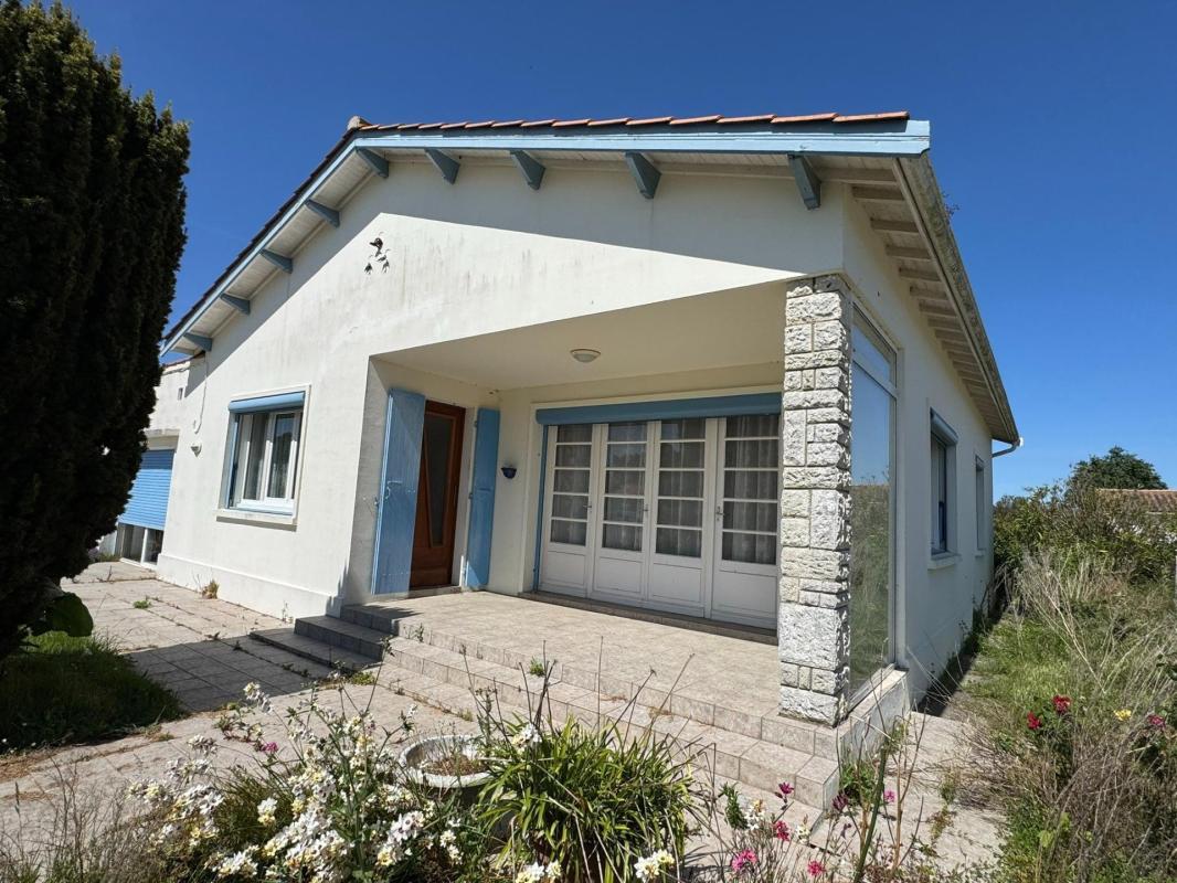 LE CHÂTEAU-D’OLÉRON – MAISON 143 m² – 4 CHAMBRES – GARAGE DOUBLE – TERRAIN 1 869 m² - Photo 3