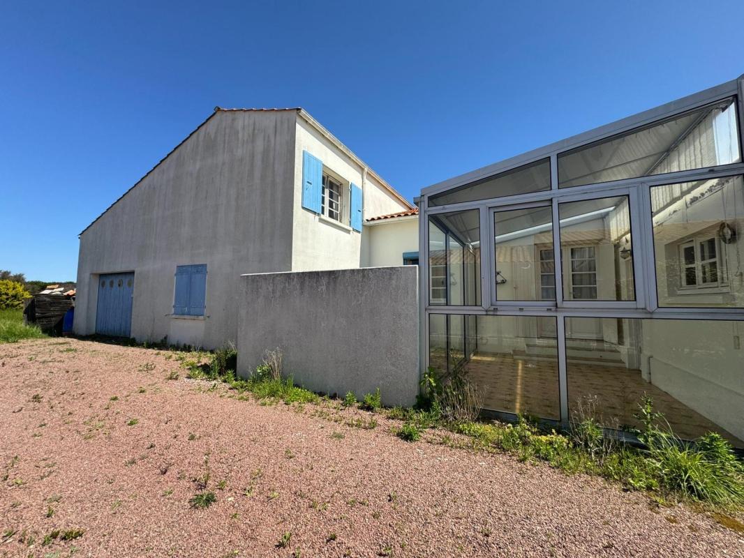 LE CHÂTEAU-D’OLÉRON – MAISON 143 m² – 4 CHAMBRES – GARAGE DOUBLE – TERRAIN 1 869 m² - Photo 4