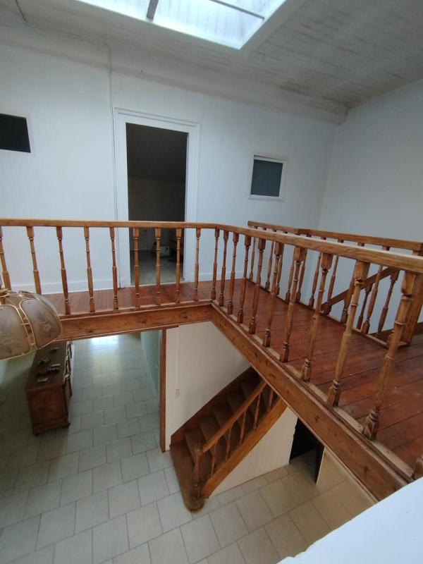 Superbe maison à la vente avec énorme potentiel - Photo 3
