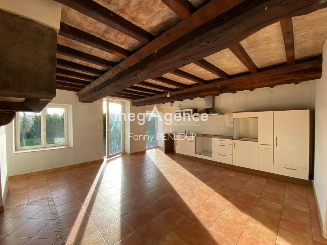 BRECEY : Maison rénovée de 4 chambres avec vie de plain-pied - Photo 3