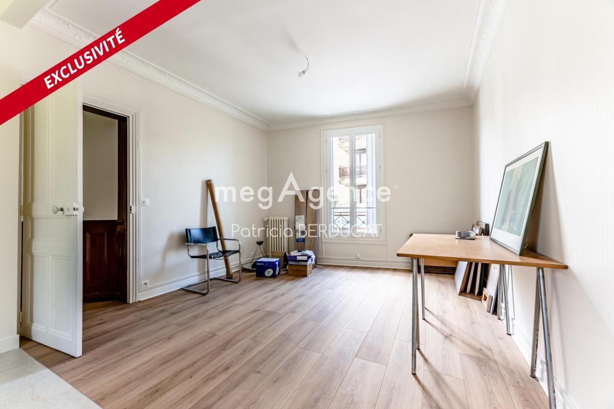 PROPRIÉTÉ 250M² PARC DU PERREUX AVEC VUE SUR MAGNIFIQUE JARDIN 1400M² - Photo 2