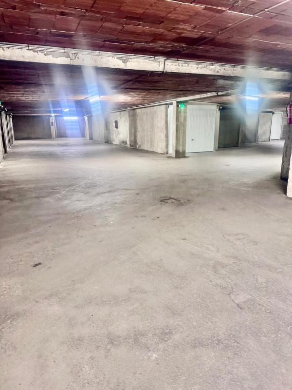 T5 lumineux avec garage double – Vue dégagée – À 500 m de l’Université Jean Monnet - Photo 2