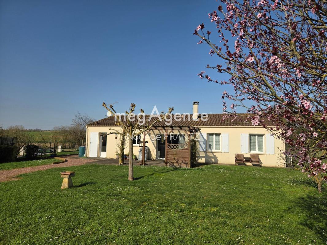 Maison à vendre, 4 pièces, 109 m², Antezant La Chapelle