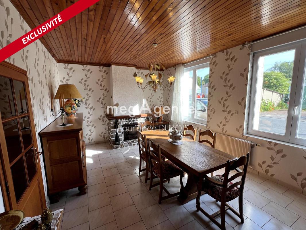 Située dans un secteur calme d'Auchel à 2 min du bois de Saint Pierre et 2 min du centre ville, maison 4 chambres "Coup de coeur" parfaitement entretenue, qui saura accueillir une famille - Photo 5