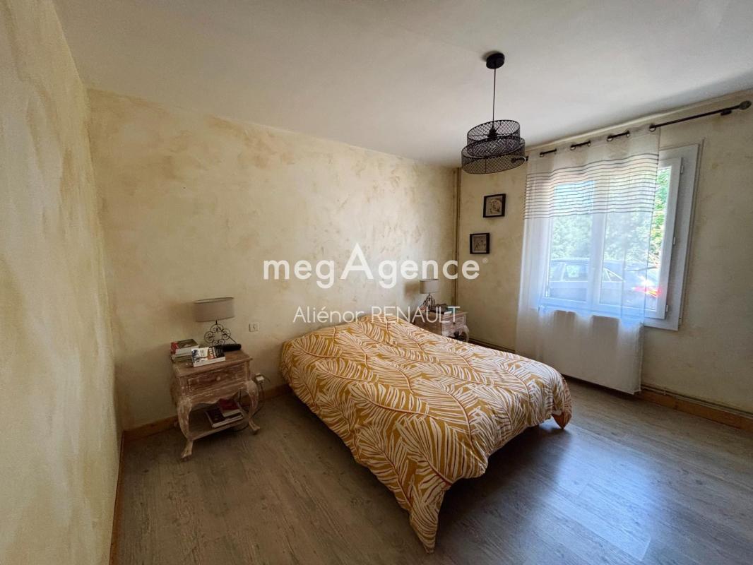 Maison 5 pièces - 104 m² avec jardin - Photo 5