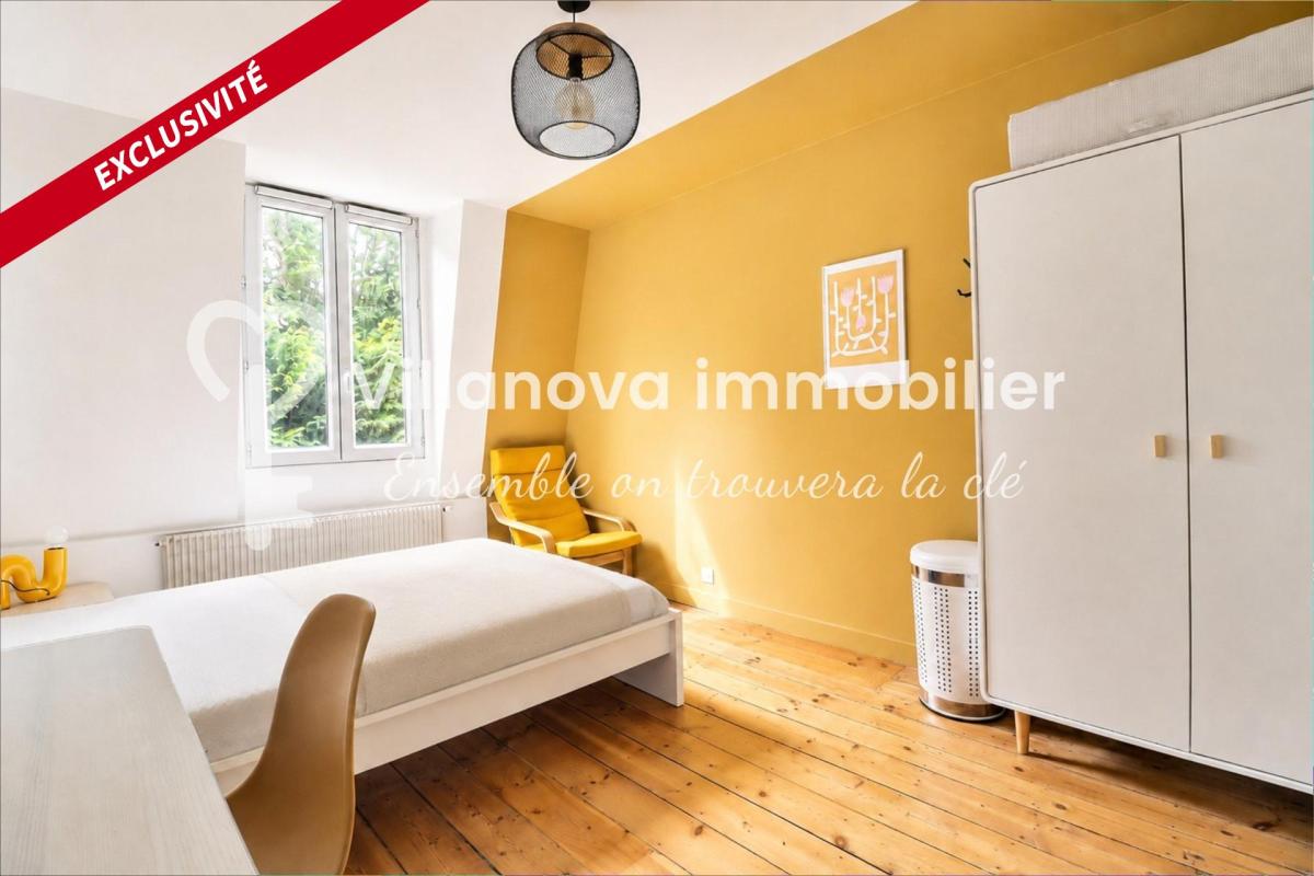 Maison de caractère de 155 m² - 5 chambres - 3 salles de bain - cour extérieure - place de parking privative - cave - Photo 5