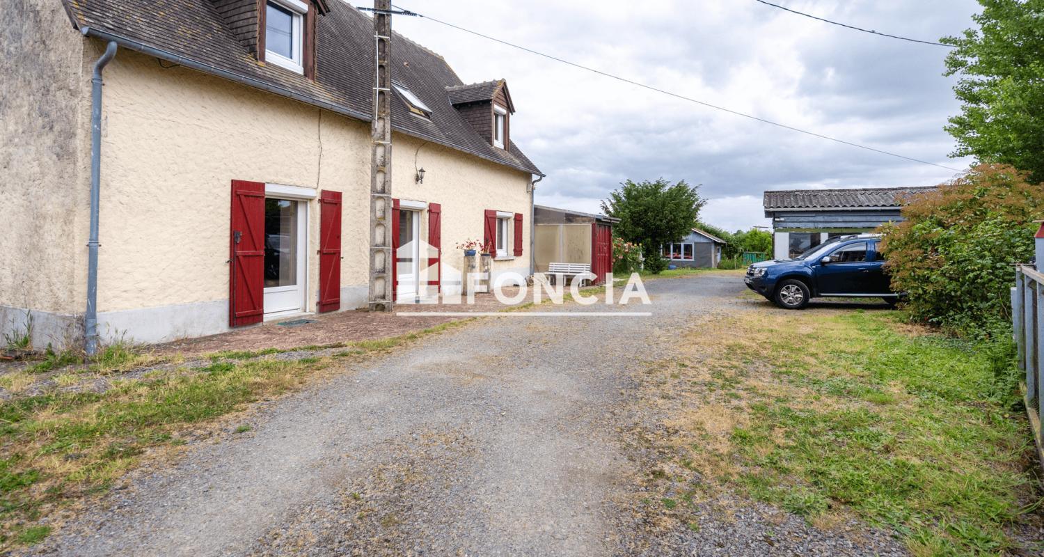 Maison de charme aux beaux volumes