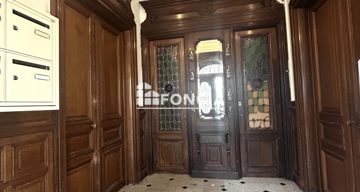 ENSEMBLE DE 3 LOTS ENTRE GARE ET PREFECTURE