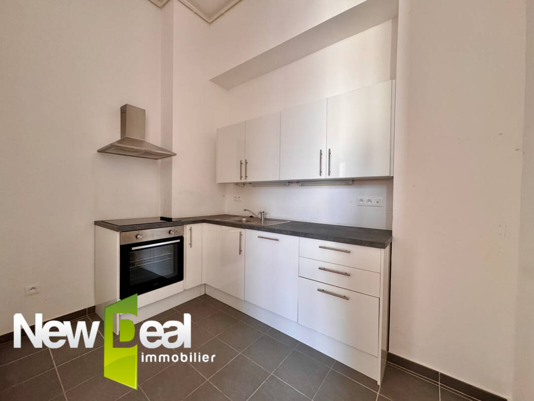 APPARTEMENT T3 AVEC PLACE DE STATIONNEMENT DOUAI CENTRE - Photo 3