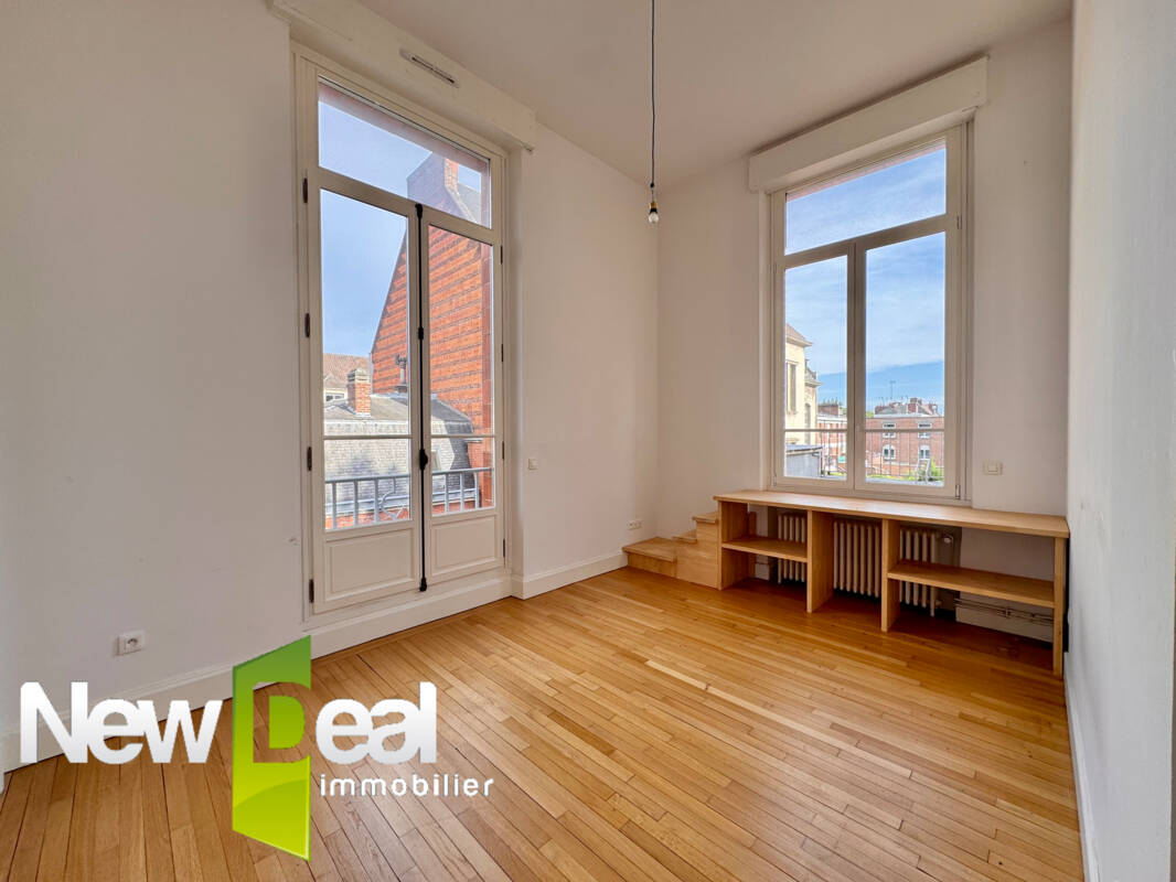 APPARTEMENT T3 AVEC PLACE DE STATIONNEMENT DOUAI CENTRE - Photo 4