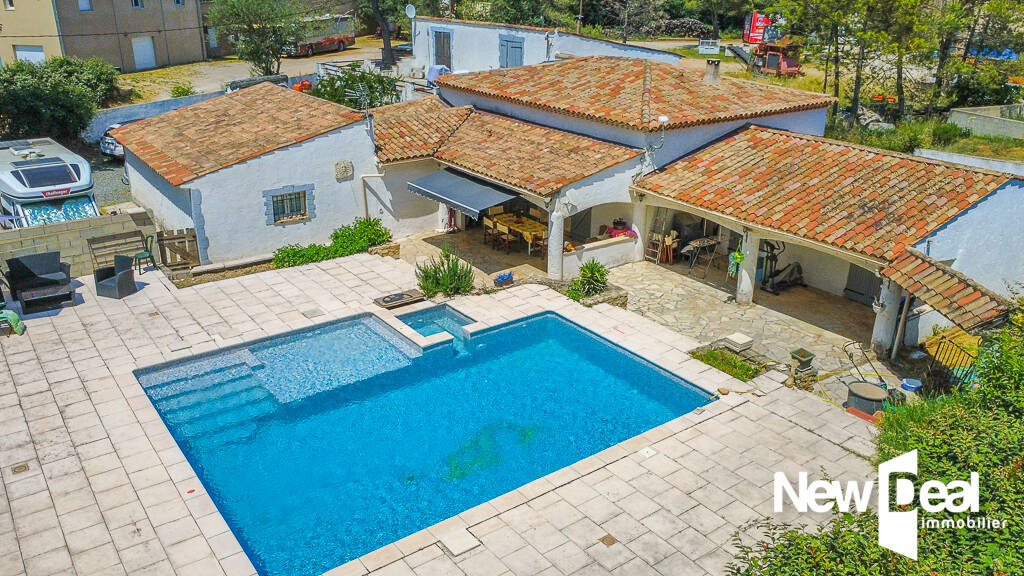 Maison à vendre, 7 pièces, 200 m², Tourrettes