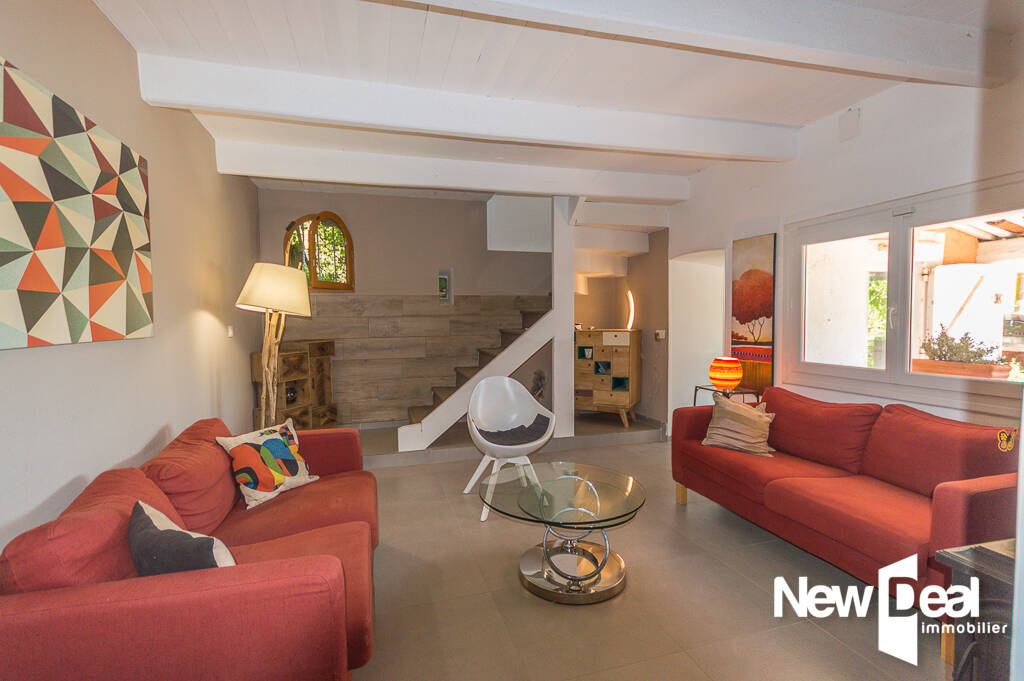 CALLIAN- Ensemble immobilier composé de deux maisons - Photo 2