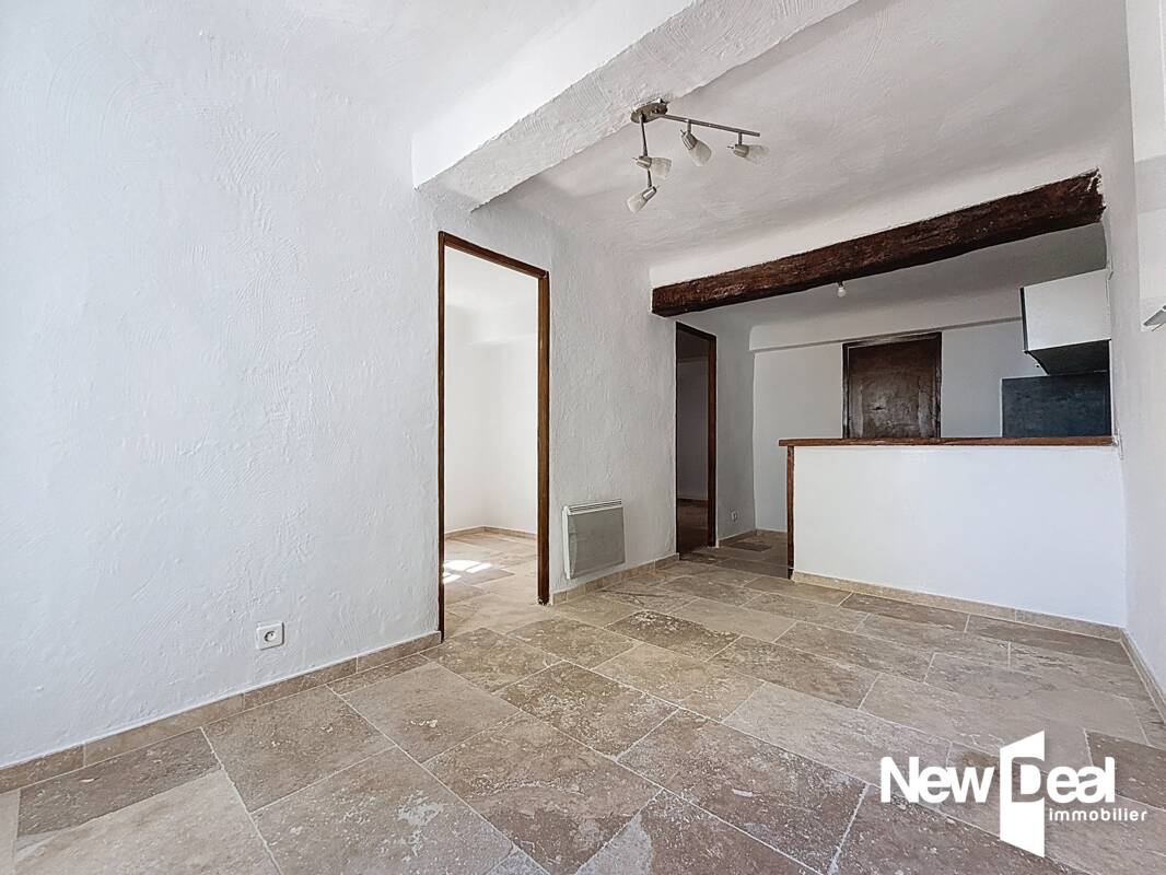 CG5398 – Seillans : Appartement agréable de plain-pied, idéalement situé avec accès facile - Photo 4