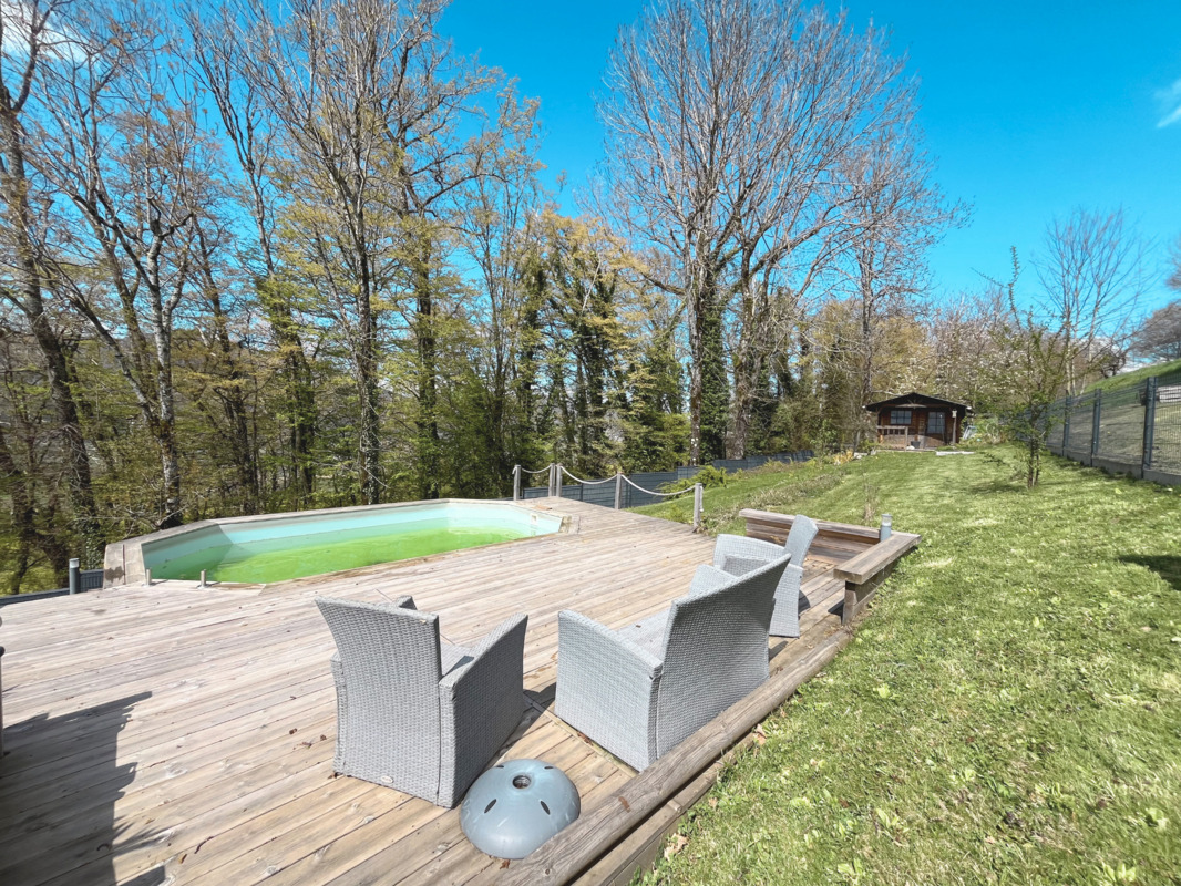 Jolie maison en parfait état avec grand terrain, piscine et belle vue lac à Grésy sur Aix - Photo 2