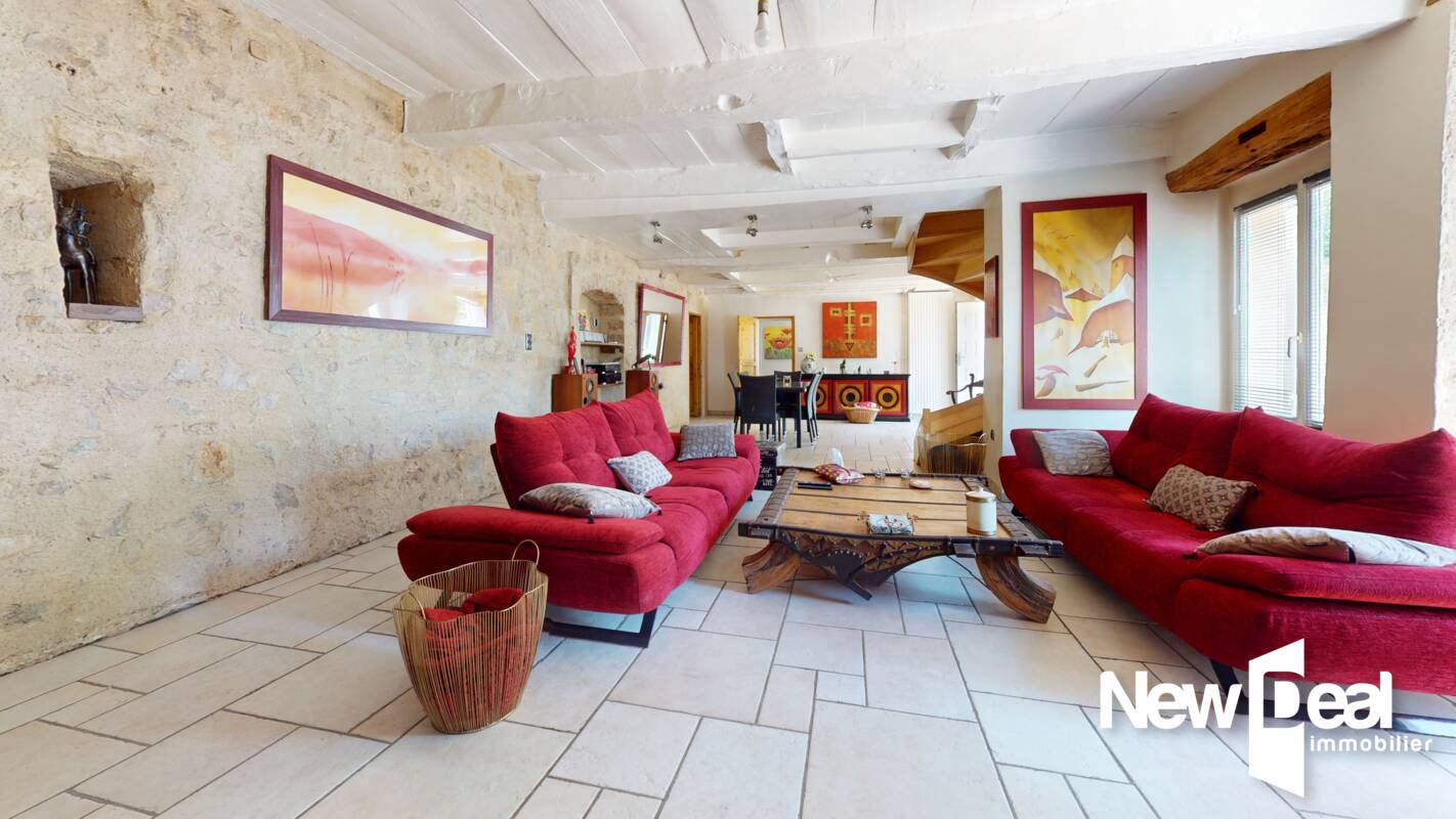 EXCLUSIVITE MONCEY maison en pierre 250 m2 de type 8 rénovée - Photo 5
