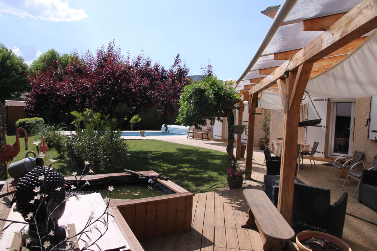 Jolie villa 3 chambres  avec piscine à LA SAULCE 05110 - Photo 3