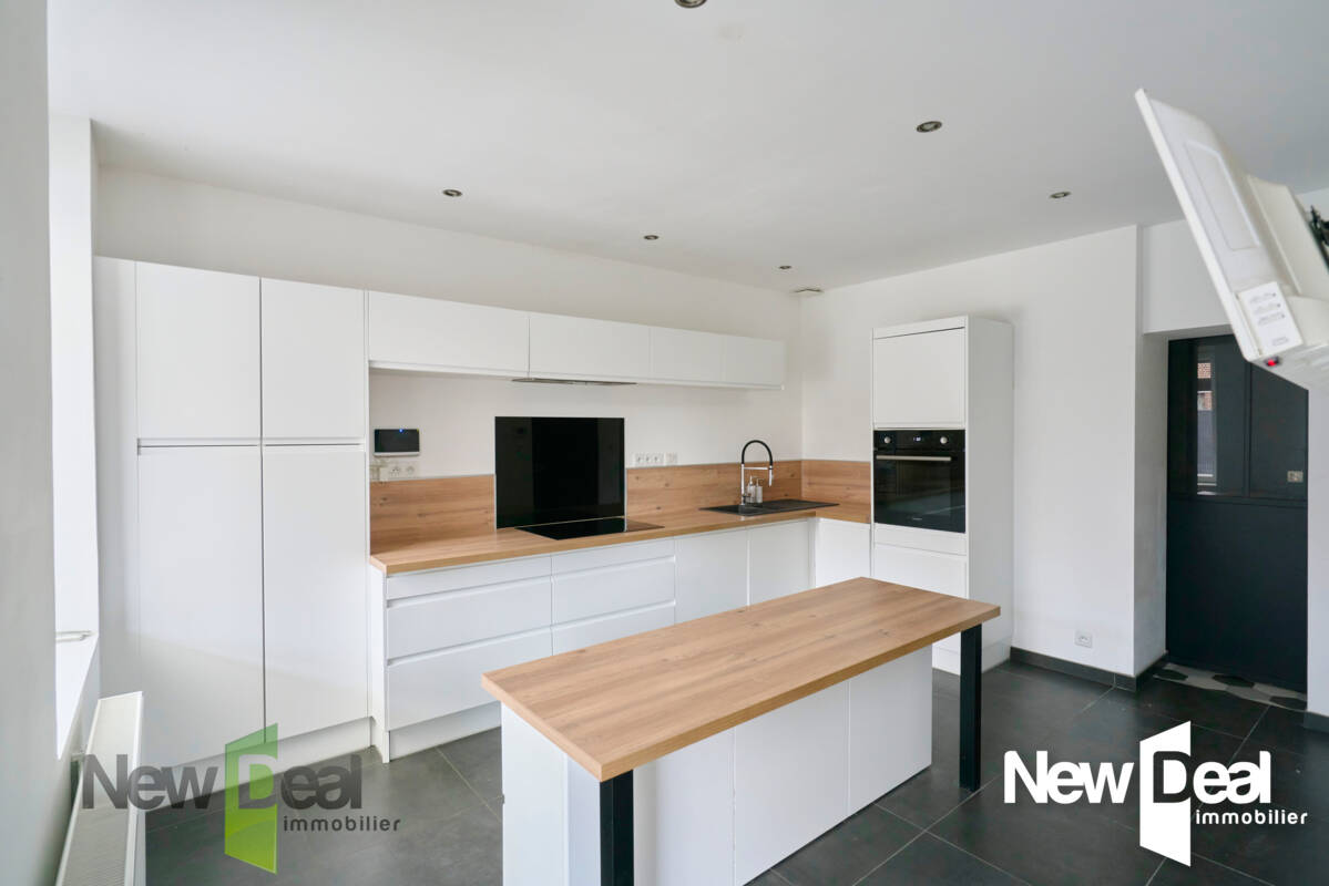 PLAIN PIED 110 m2 avec  étage de 80 m2 à aménager Lecelles - Photo 3