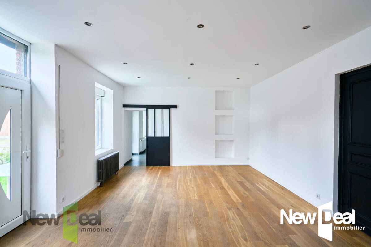 PLAIN PIED 110 m2 avec  étage de 80 m2 à aménager Lecelles - Photo 4