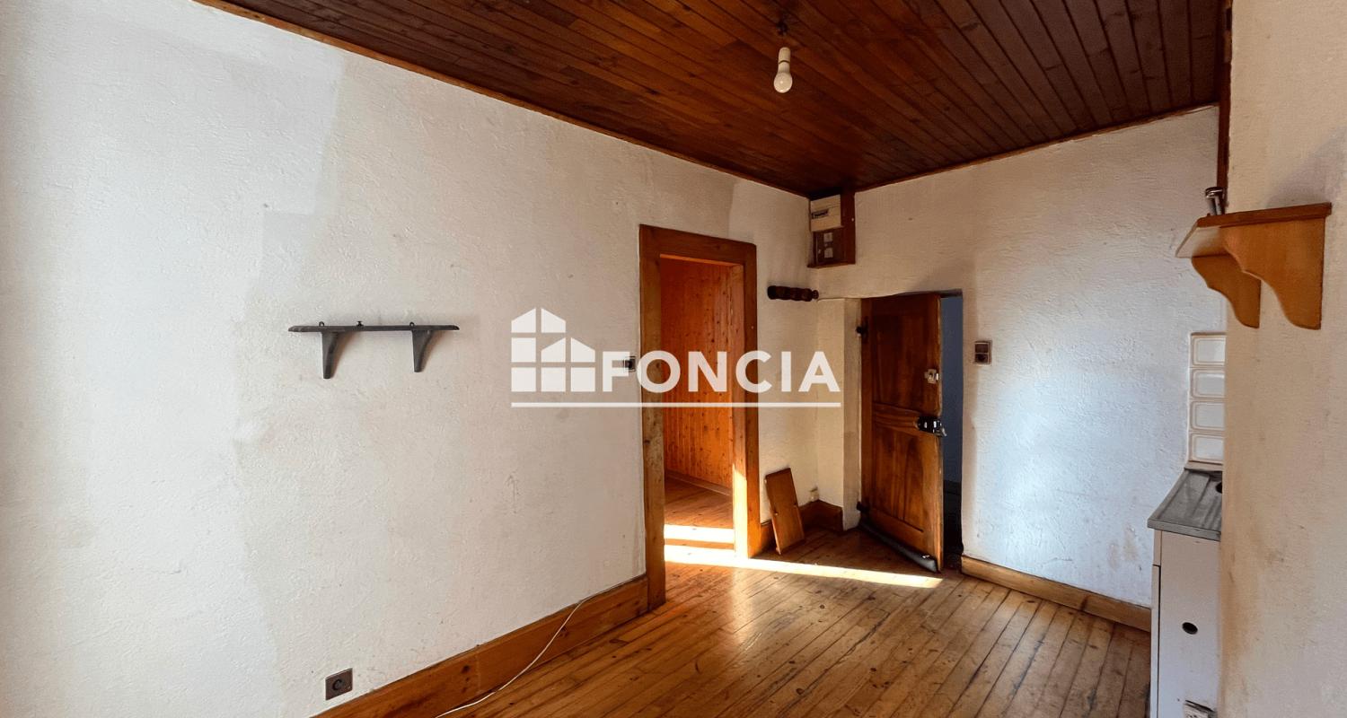 Appartement 2 pièces (38 m²) à vendre - Saint-jean-de-maurienne (73300)