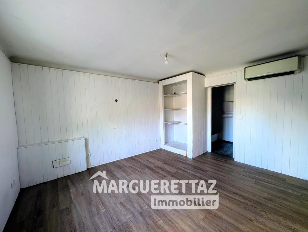 Maison de village mitoyenne - St Jeoire 115m² / garage / pas d'exterieur - Photo 2