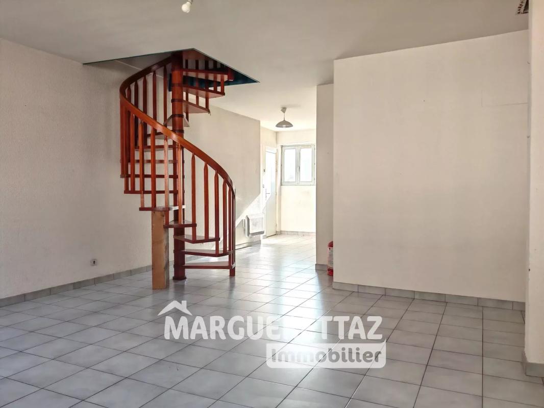 Appartement T4 à TANINGES - Photo 2