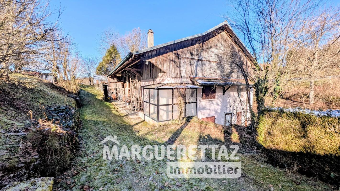 Ancienne bâtisse à rénover sur 4884m² de terrain (Zone N) - Photo 2