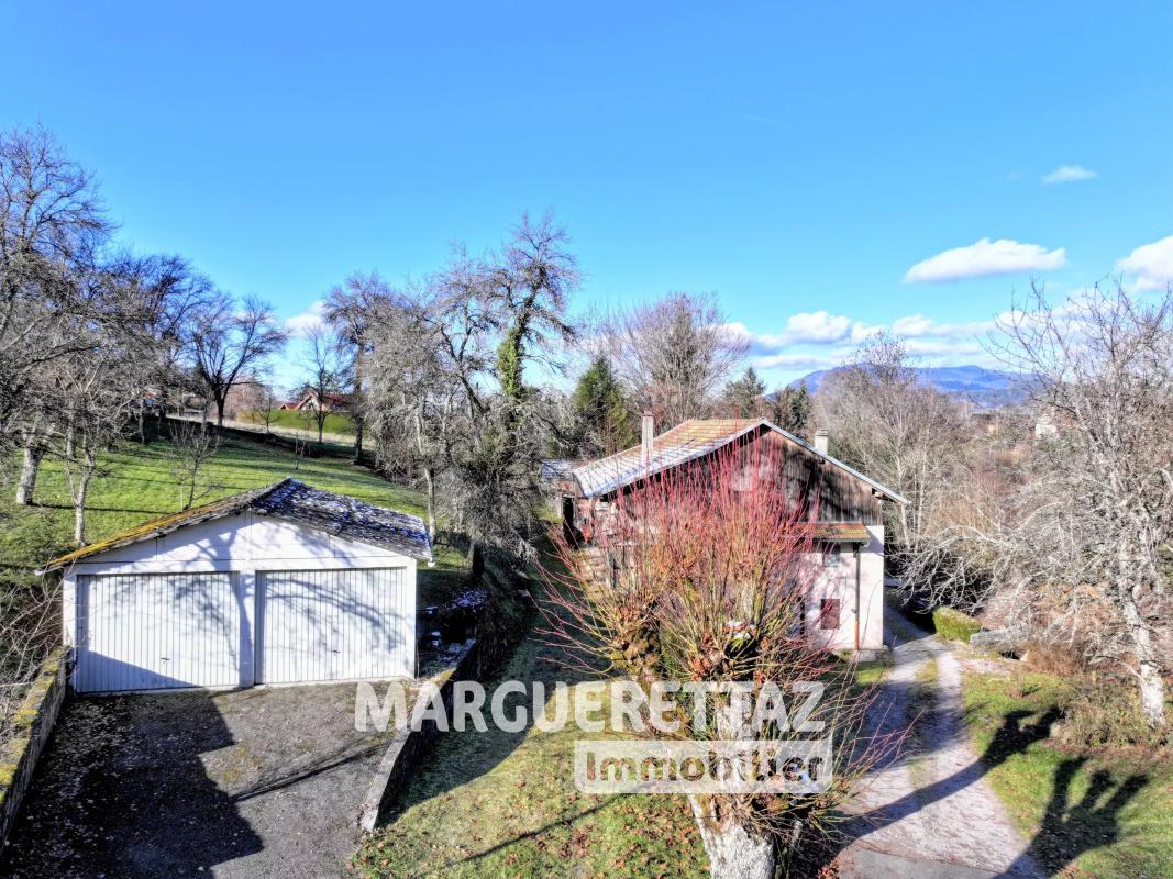 Ancienne bâtisse à rénover sur 4884m² de terrain (Zone N) - Photo 4