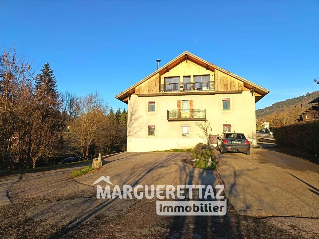 Grand T4 de 120 m² avec vue sur la vallée - Photo 3