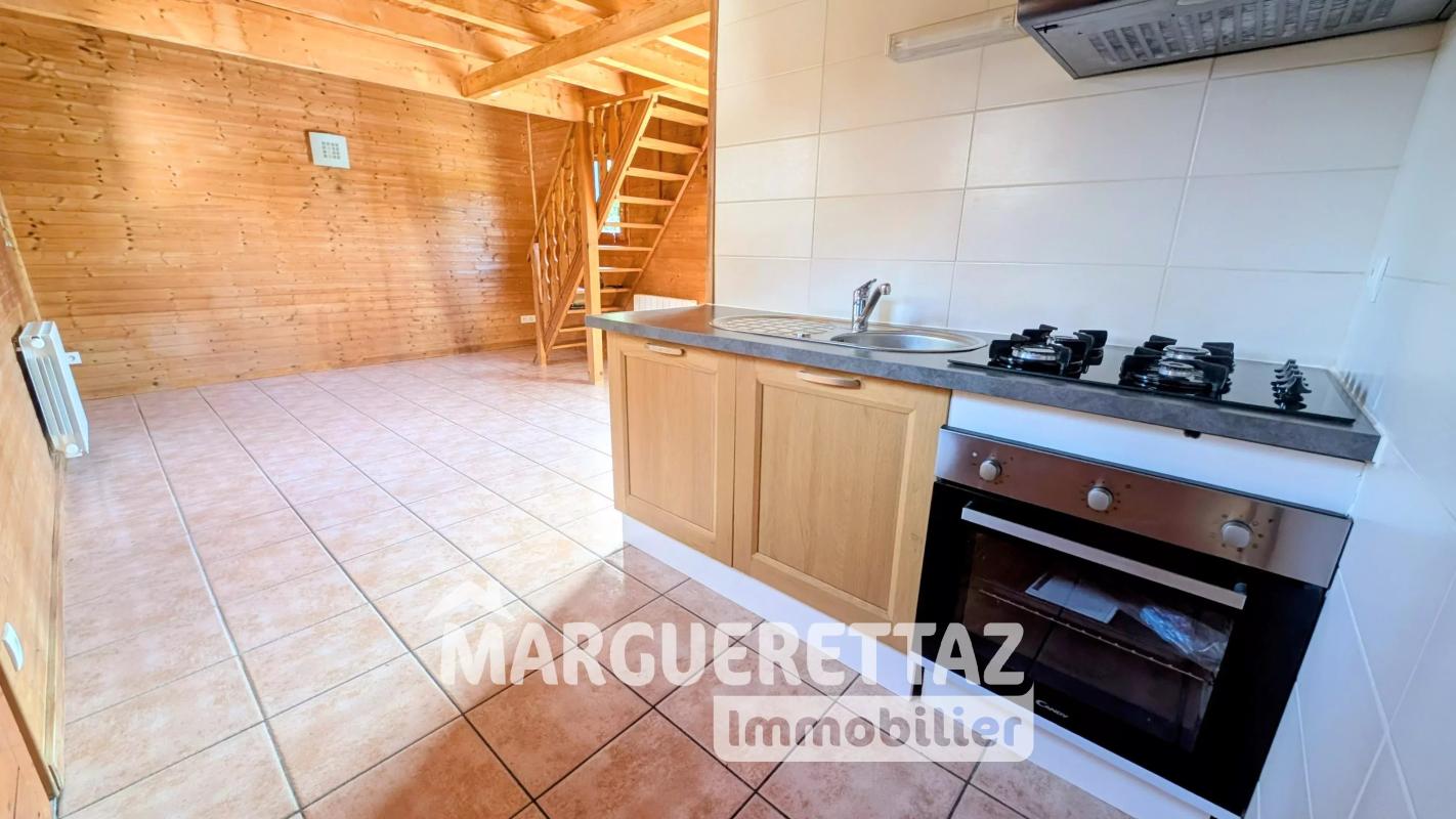 Charmant chalet de 2 appartements à La Roche-sur-Foron - Photo 3