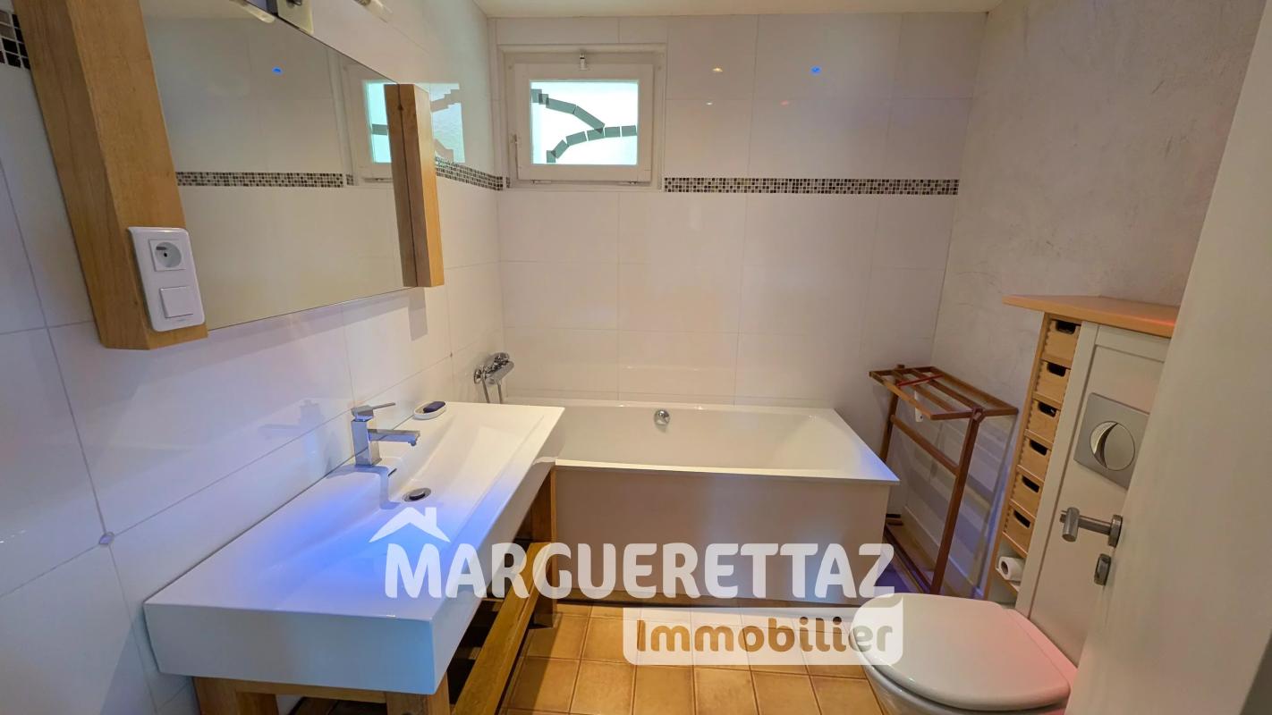Maison plain-pied 4 chambres + 6 grands garages - Photo 5